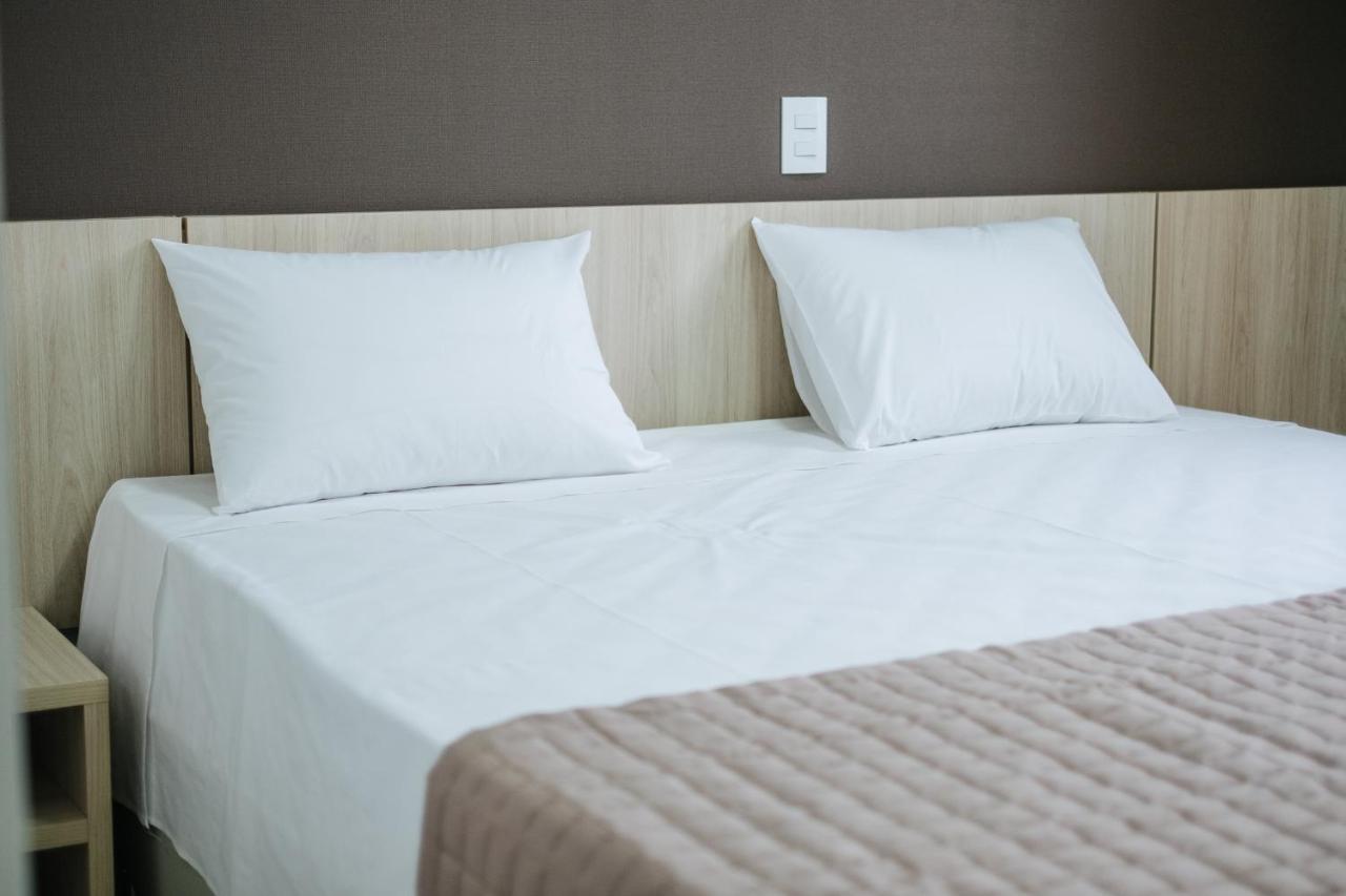 Callai Hotel Толедо Екстериор снимка